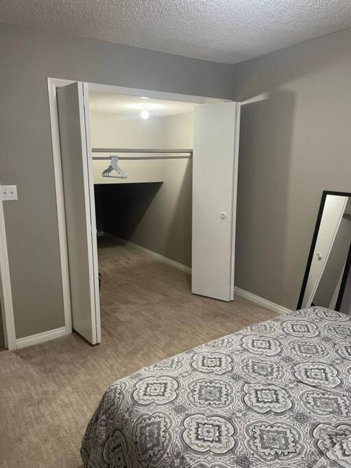 Wonderful 2-Bedroom Apartment 캠로즈 외부 사진